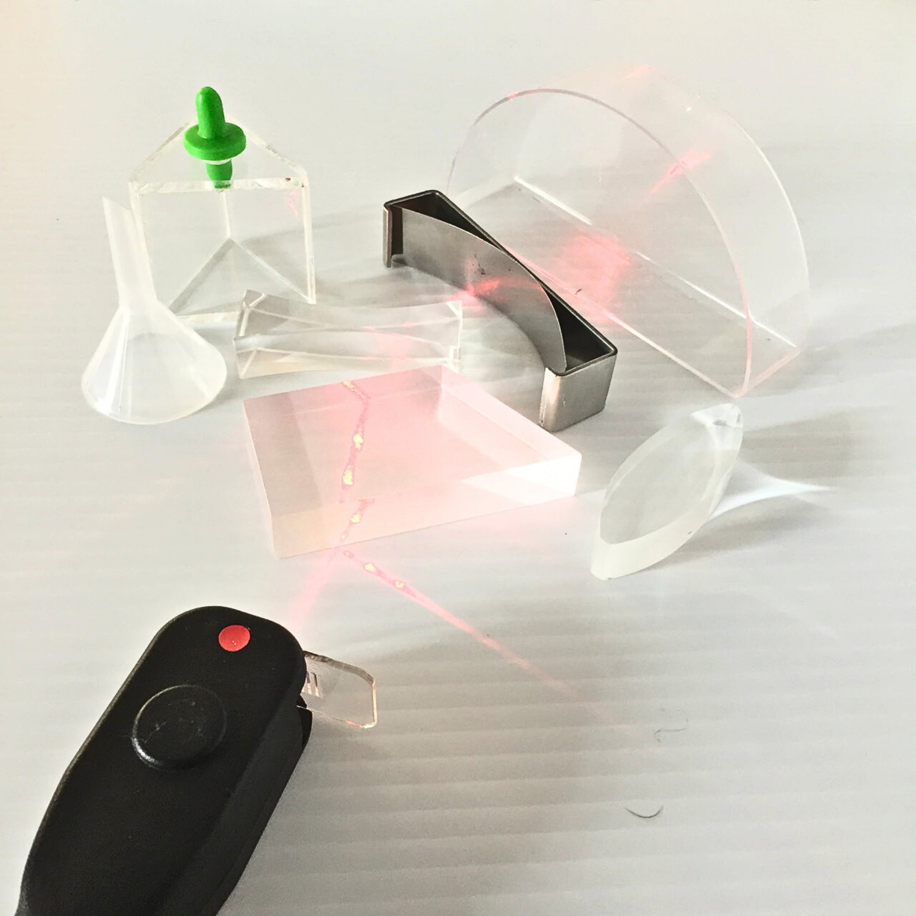 Advanced Reflection & Refraction Lab Classroom Kit - Laser Classroom